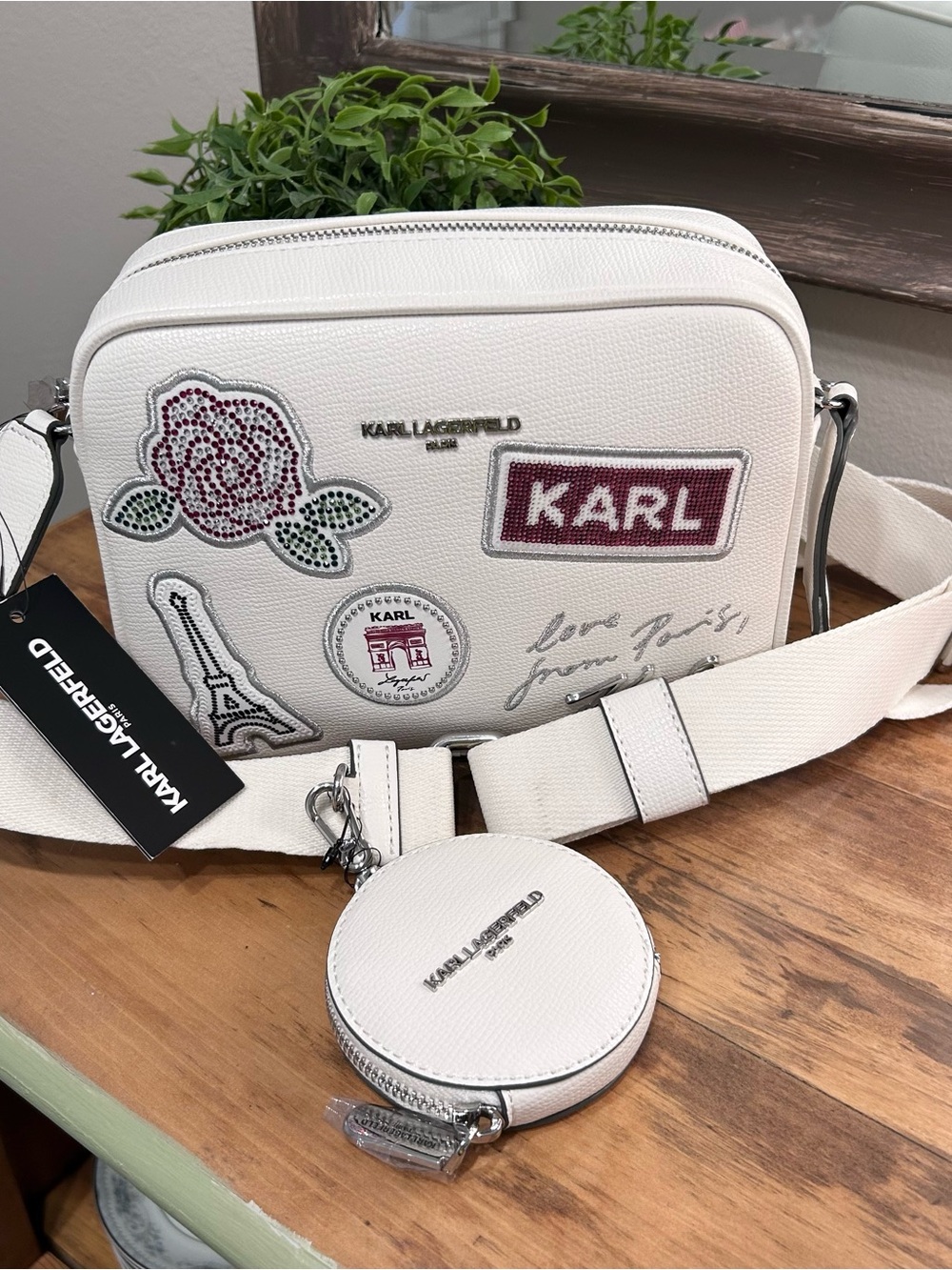 NWT Karl Lagerfeld Paris White Camera Crossbody Studded Rose Eiffel Tower Pouch